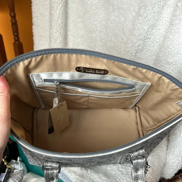 Banda Bags Kali Tote - Large Silver - Picture 14 of 16